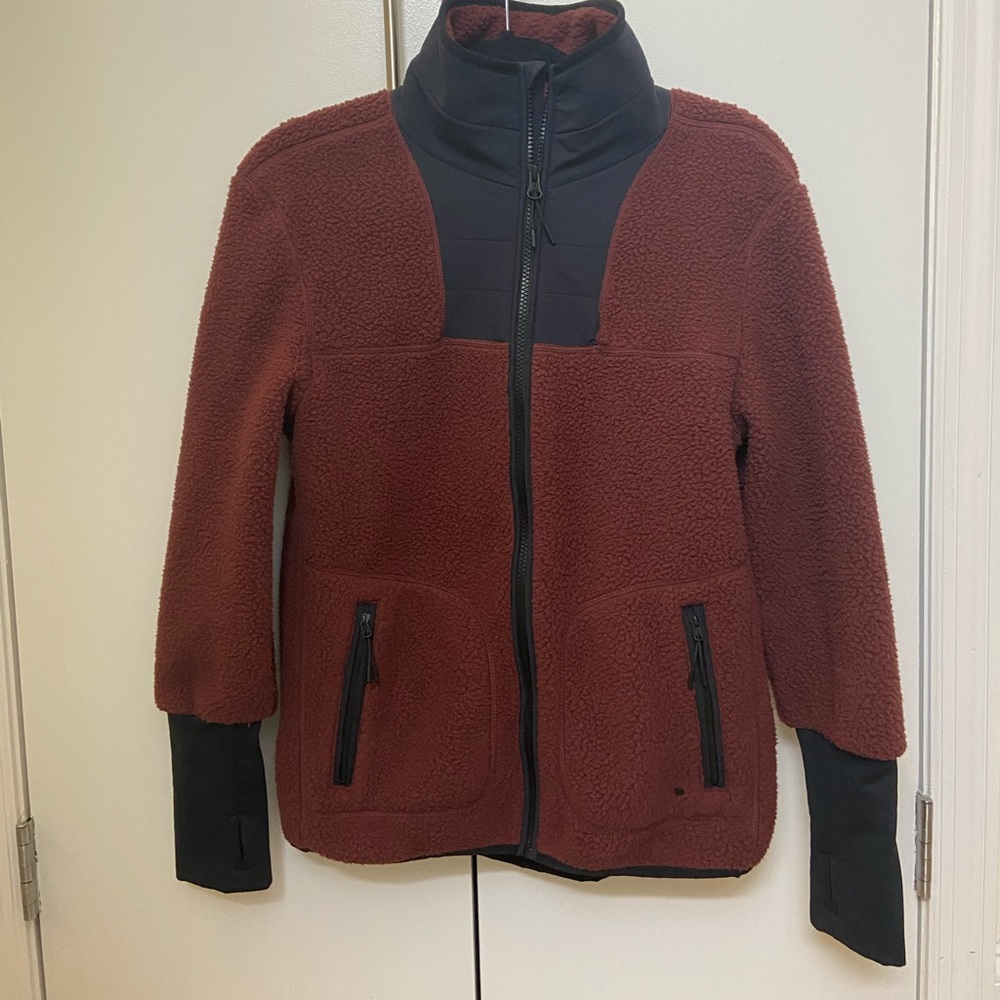 Backcountry Sherpa Short Hybrid Burgundy Jacket